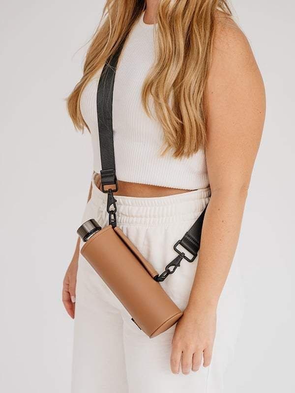 Láhev na pití Equa Mismatch Crossbody Maple 750 ml s obalem z umělé kůže - náhled 4