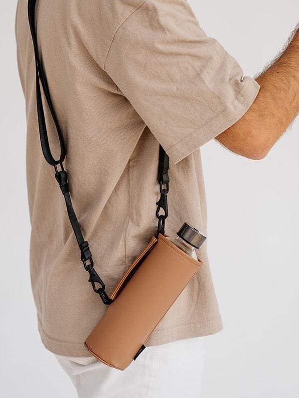 Láhev na pití Equa Mismatch Crossbody Maple 750 ml s obalem z umělé kůže - náhled 3